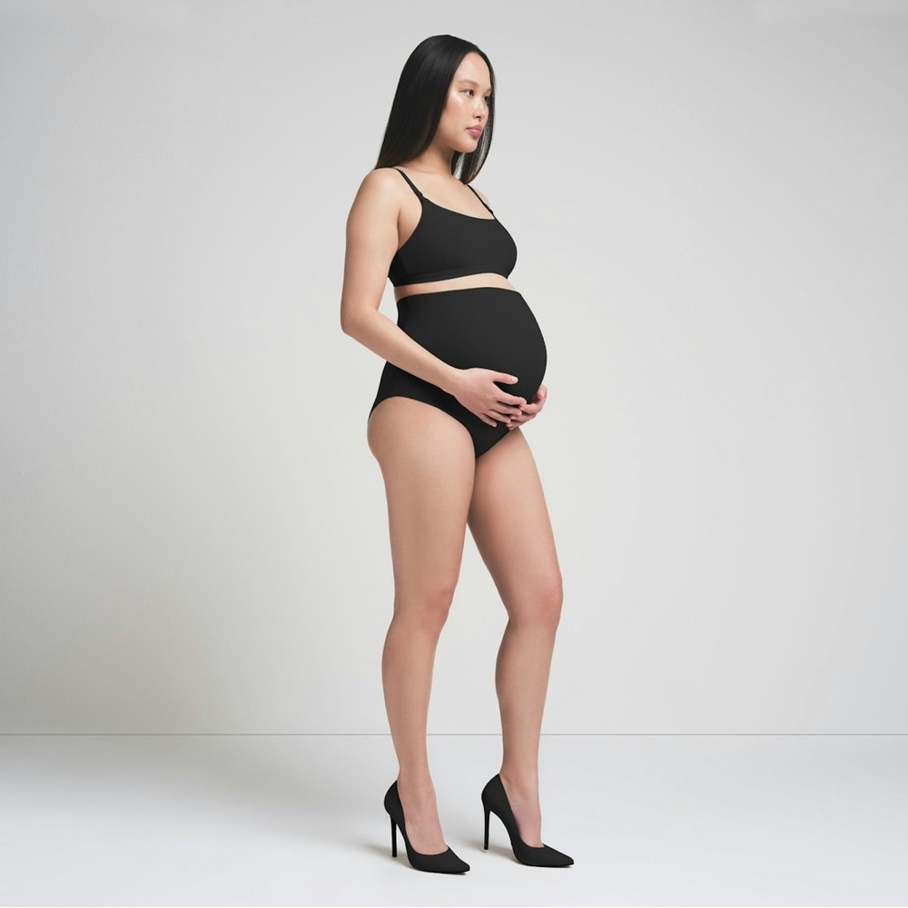 Skims Fits Everybody Maternity Bra in Onyx • NWT - Picture 5 of 12